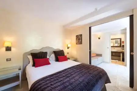 Hôtel de la Fossette - 24