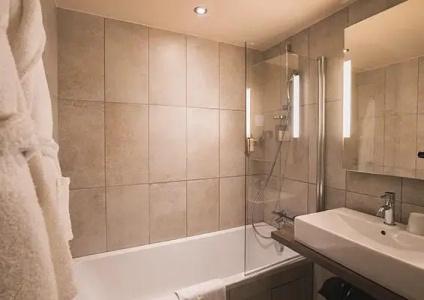 Héliopic Hôtel & Spa - 57