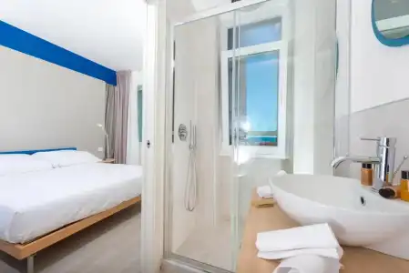 Amarina - 8