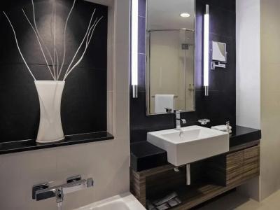 Pullman Dubai Jumeirah Lakes Towers - & Residence - 49