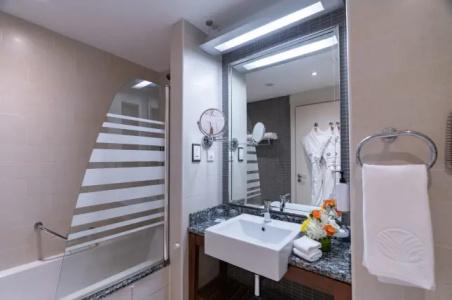 Amwaj Rotana, Jumeirah Beach - - 32