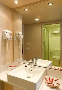 Guitart Central Park Aqua Resort 3* - 47