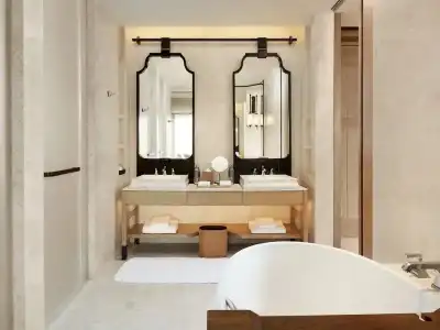 Dusit Thani Bangkok - 11