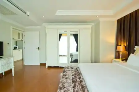 LK Miracle Suite - 7