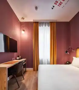 The Modernist - 71