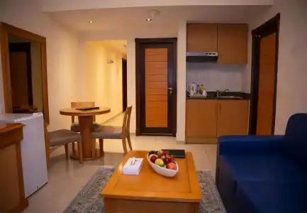 Golden Tulip Sharjah Apartments - 50