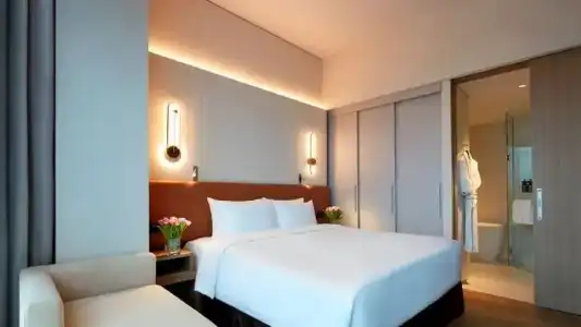 Momentus Alexandra - 48