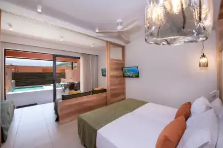 Kiani Beach Resort Family - 81