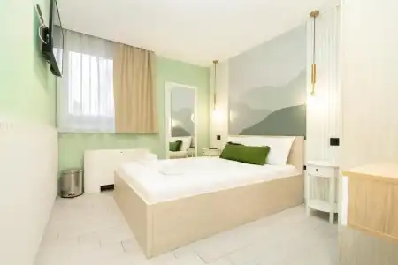 7 Hills Suites - 7