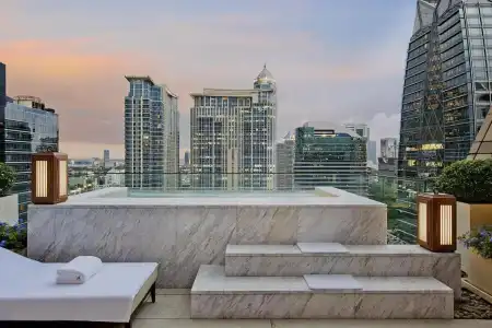 Rosewood Bangkok - 24