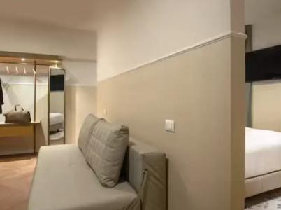 Cosmopolita Rome Colosseum, Tapestry Collection by Hilton - 66