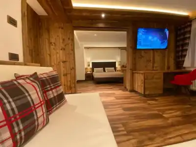 Renè Dolomites Boutique - 12