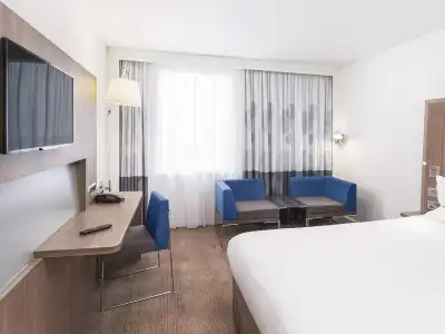 Novotel London ExCeL - 5