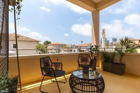 THE GUTMAN TLV - Neve Tzedek - 41