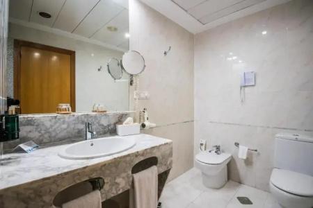 Melia Plaza - 52
