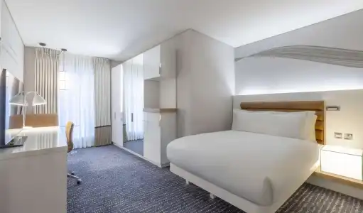 The Morrison Dublin, Curio Collection by Hilton - 8