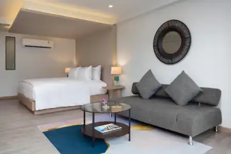Anona Beachfront Phuket Resort - 41