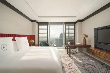 Regent Shanghai Pudong - 4