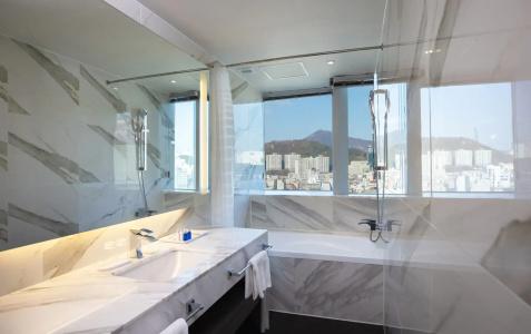 Kent Gwangalli by Kensington - 60