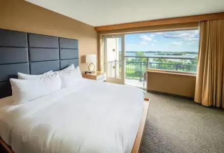 DoubleTree by Hilton Niagara Falls New York - 59