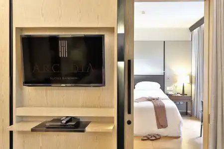 Arcadia Suites Bangkok - 30