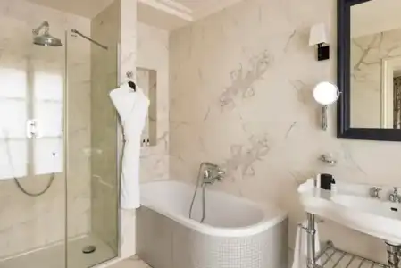 Pavillon Faubourg Saint-Germain & Spa - 71