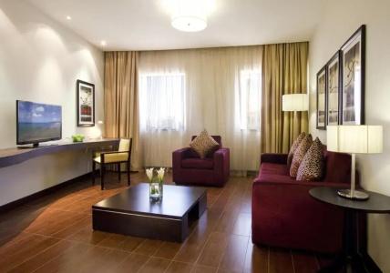 Movenpick Apartments Al Mamzar Dubai - 15