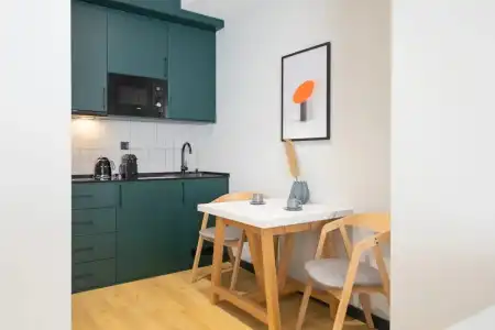 Gratus Aparthotel - 160