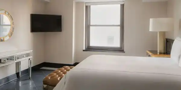 The Manhattan Club - 125