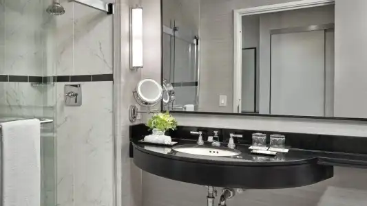 Loews Philadelphia - 90