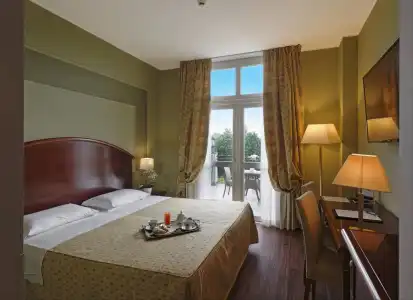 Savoia Regency - 57