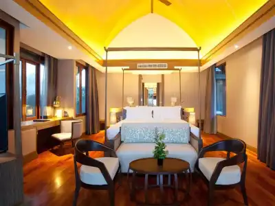 Graceland Khaolak Beach Resort - 8