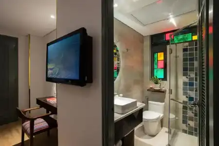 Au Lac Legend - 10
