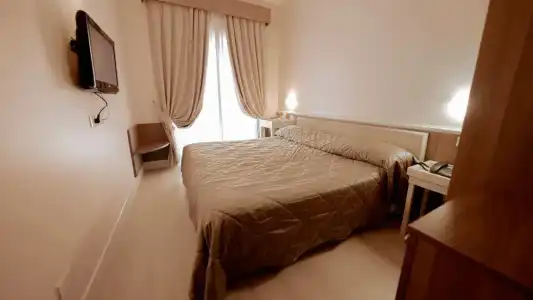 Mirasole International - 34