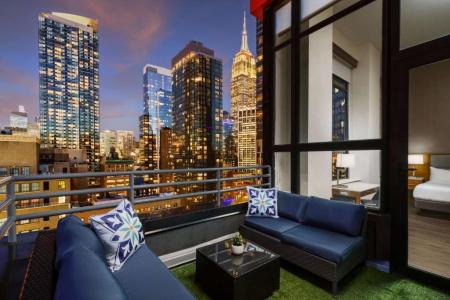 Doubletree Chelsea - 42