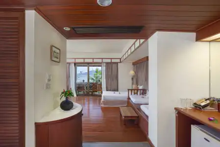 Seaview Patong - 85