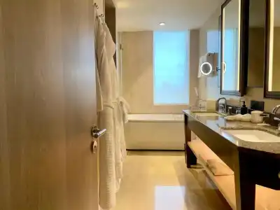 Four Seasons Mumbai - 33