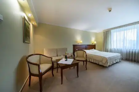 Prezydencki 4-Star - 98