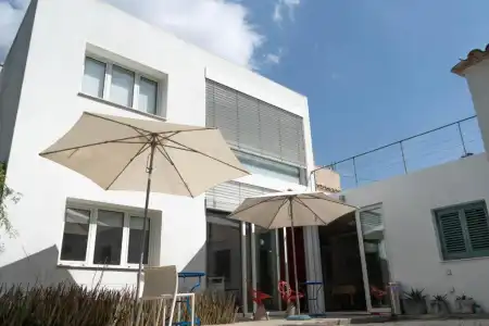 Resart Traditional House - 22