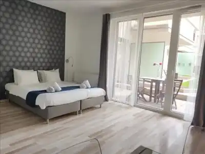 Corvin Center Suites - 92