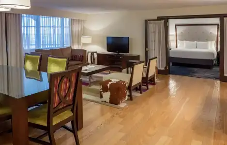 Sonesta Houston IAH Airport - 4