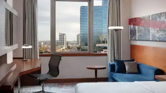 Deltas Istanbul Levent - 74