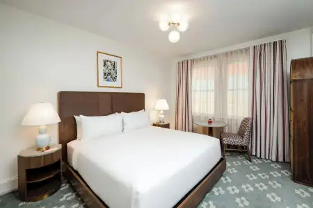 Artmore - Midtown - 7
