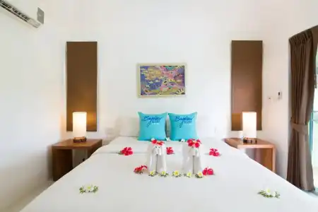 Bayview Resort Phi Phi Island - Beach Front Resort - 7