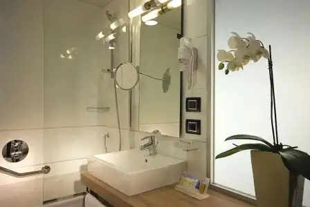 DoubleTree by Hilton Milan - 11