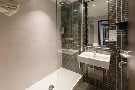 Best Western Clermont Ferrand Centre - 6