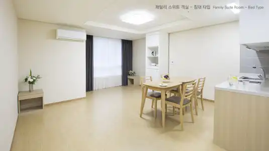 Crown Harbor Busan - 42
