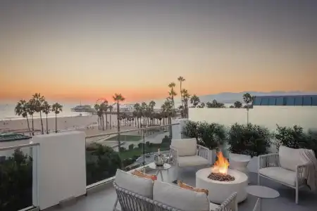 Regent Santa Monica Beach - 18
