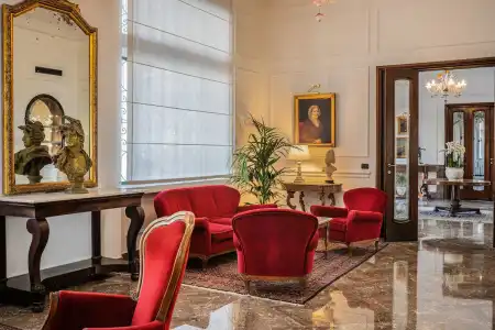Majestic Palace - 29