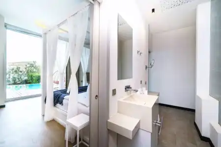 Cape Bodrum Luxury & Beach - 64
